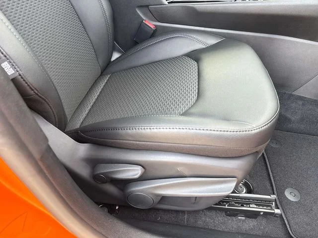 New 2026 Orange Jeep Latitude image 25
