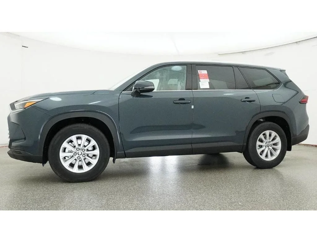 New 2026 White Toyota XLE image 24