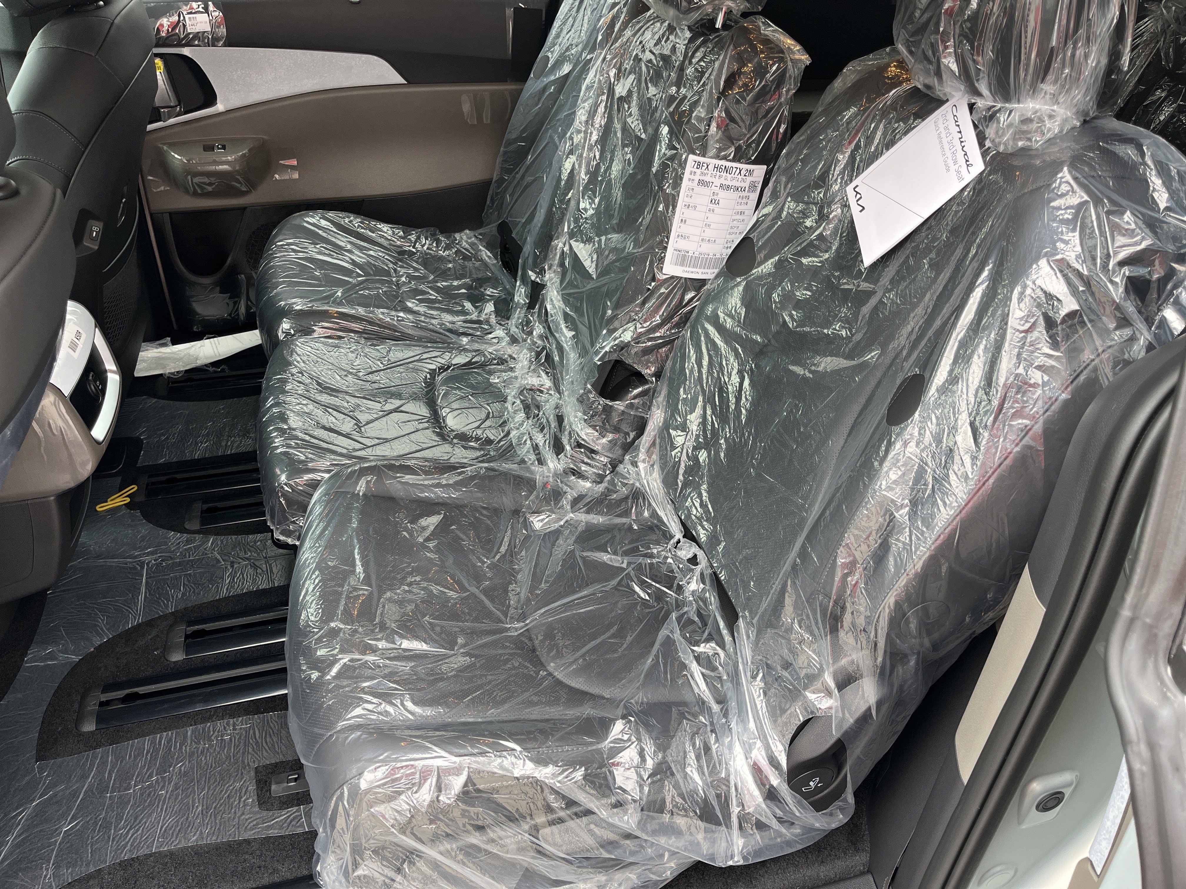 New 2026 Ivory Silver Kia EX image 20