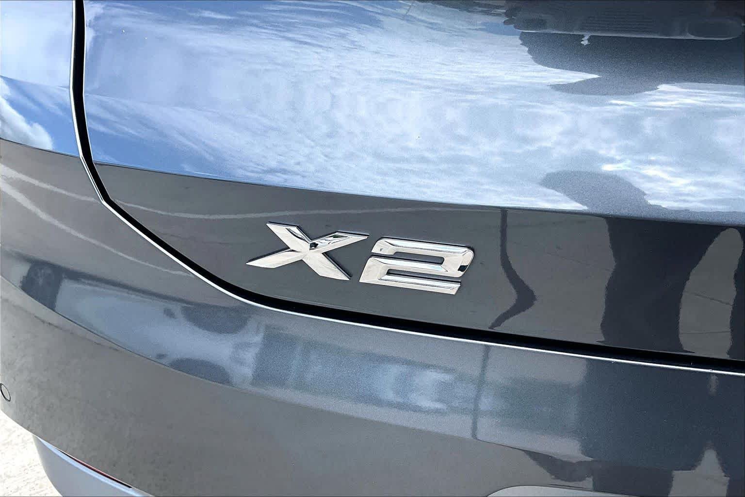 Used 2021 Mineral Grey Metallic BMW xDrive28i image 9