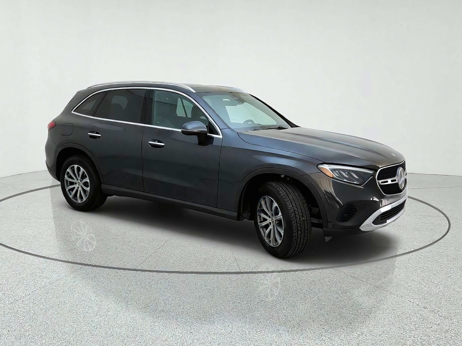 Certified Used 2026 Graphite Grey Metallic Mercedes-Benz GLC 300 image 5