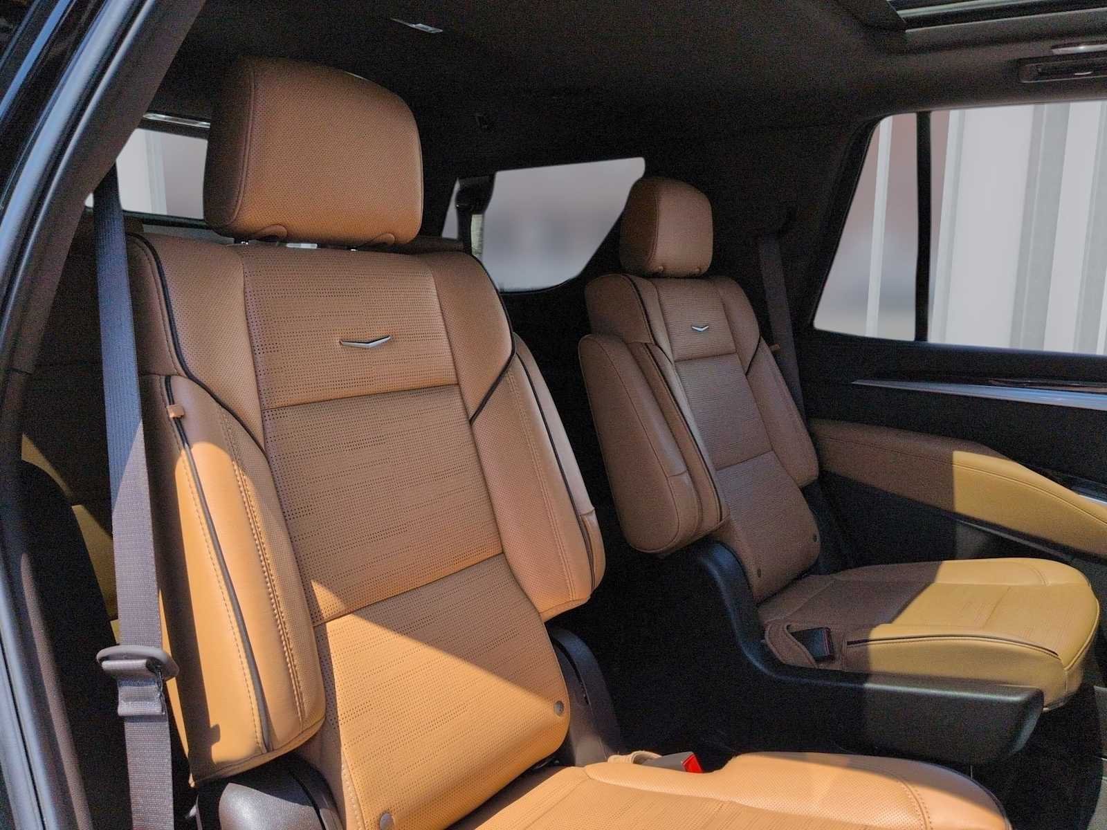 Certified Used 2025 Black Raven Cadillac Premium Luxury image 27