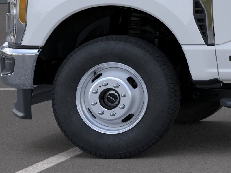 New 2026 Oxford White Ford XL image 20