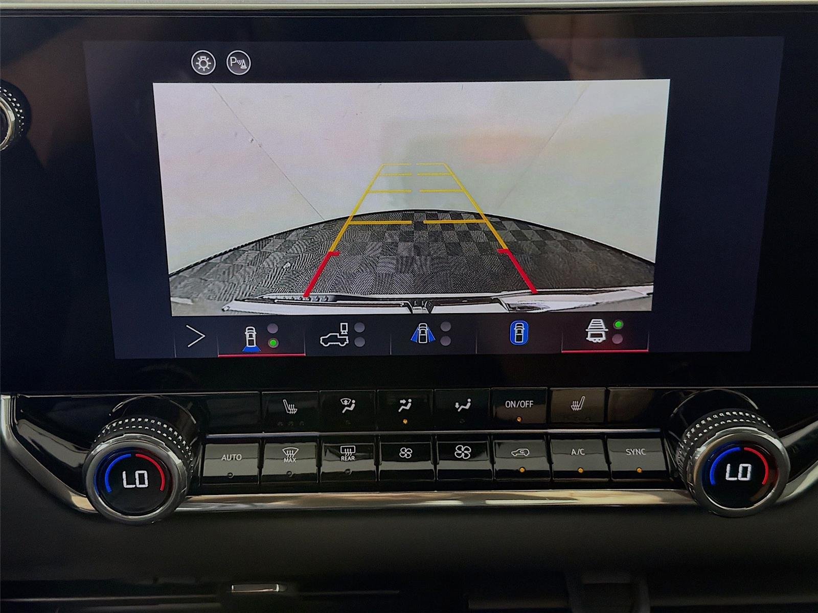 2026 GMC Canyon Elevation - Photo 21