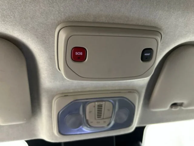 Used 2025 White Ram High Roof image 9