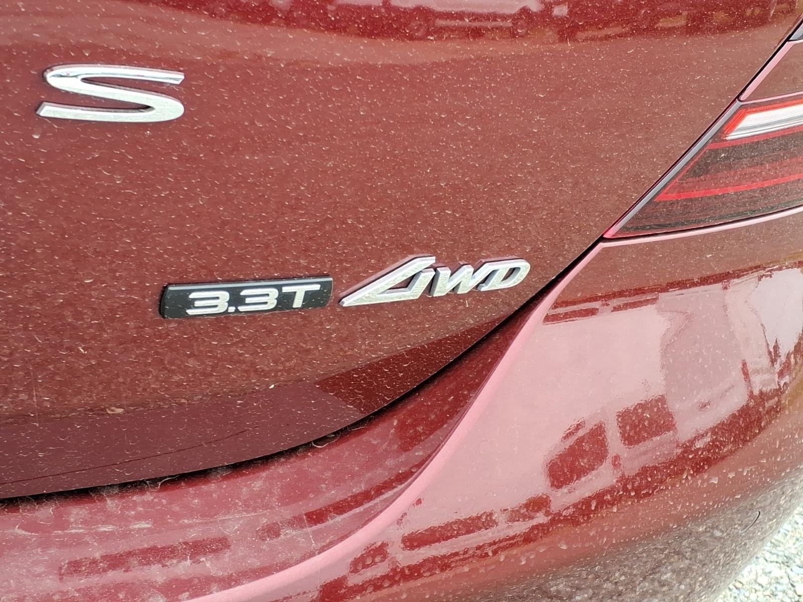 Used 2025 Cavendish Red Genesis 3.3T Sport Advanced image 7
