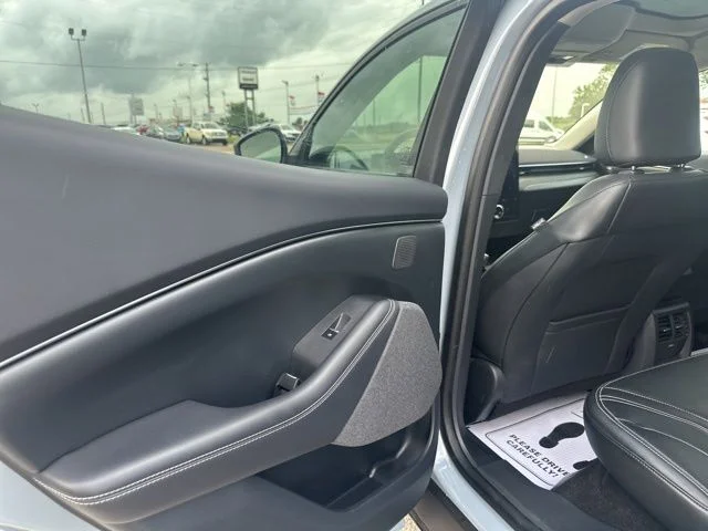 Used 2024 Glacier Gray Metallic Ford Premium image 25