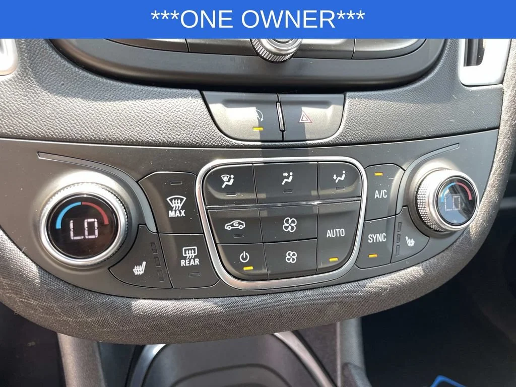 Used 2024 Sterling Gray Metallic Chevrolet 1LT image 22