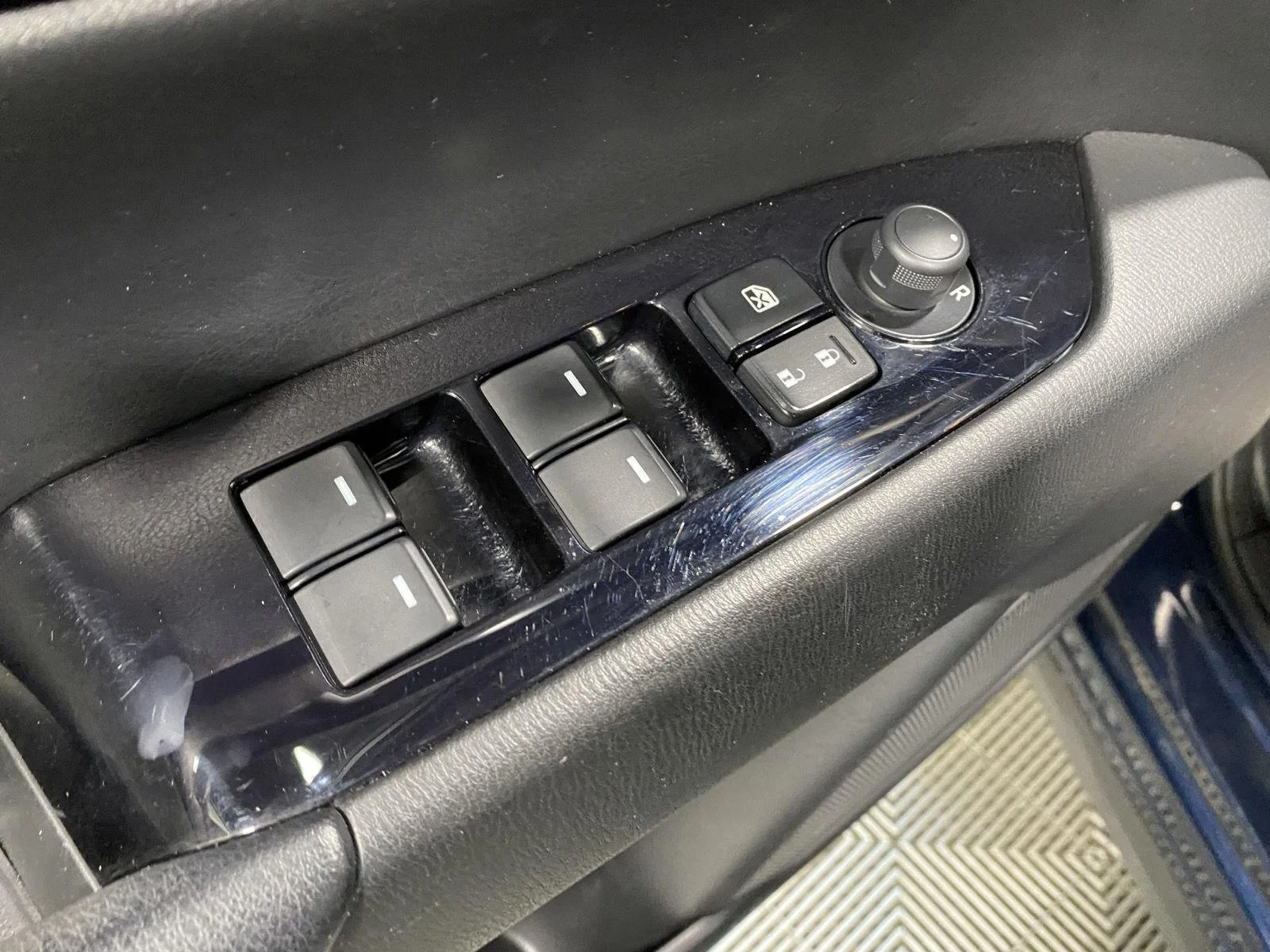 Used 2019 Deep Crystal Blue Mica Mazda Touring image 16