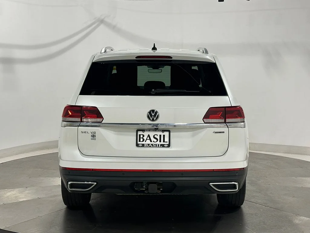 Used 2023  Volkswagen SEL image 12
