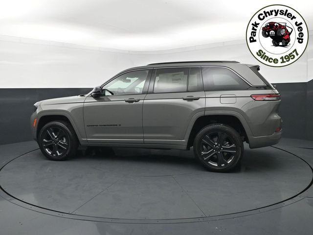 New 2027 Gray Jeep Limited Reserve image 3