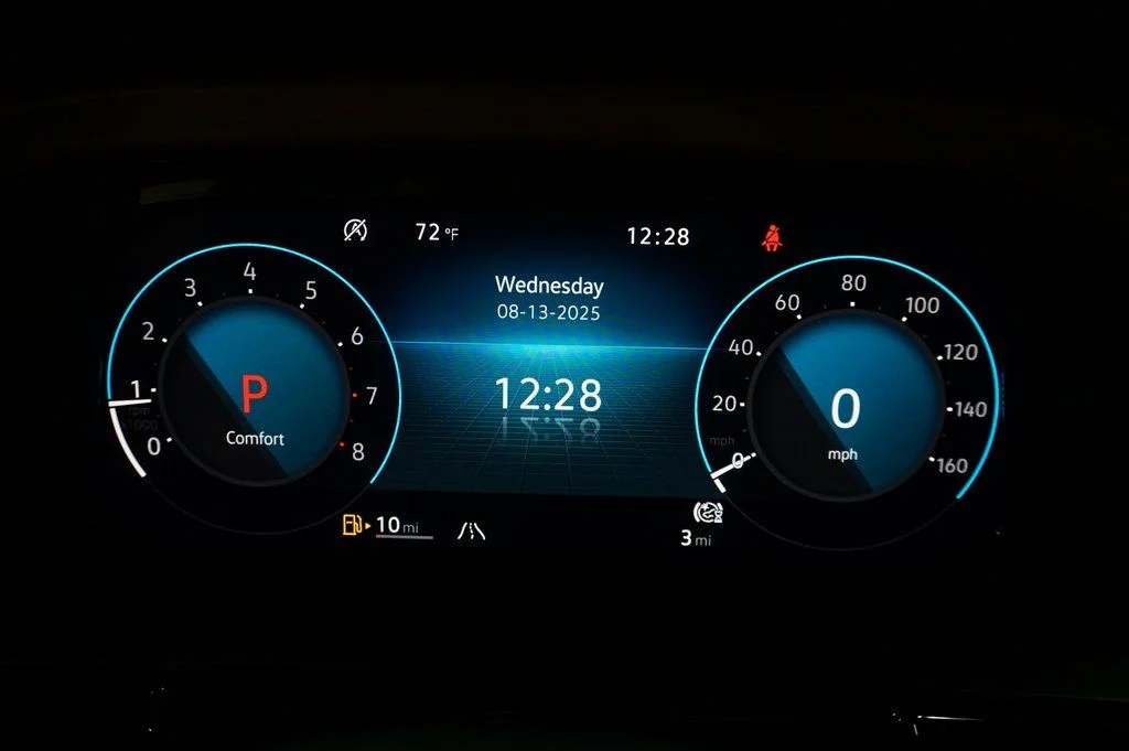 New 2026 Green Volkswagen 2.0T SE w/Technology image 25