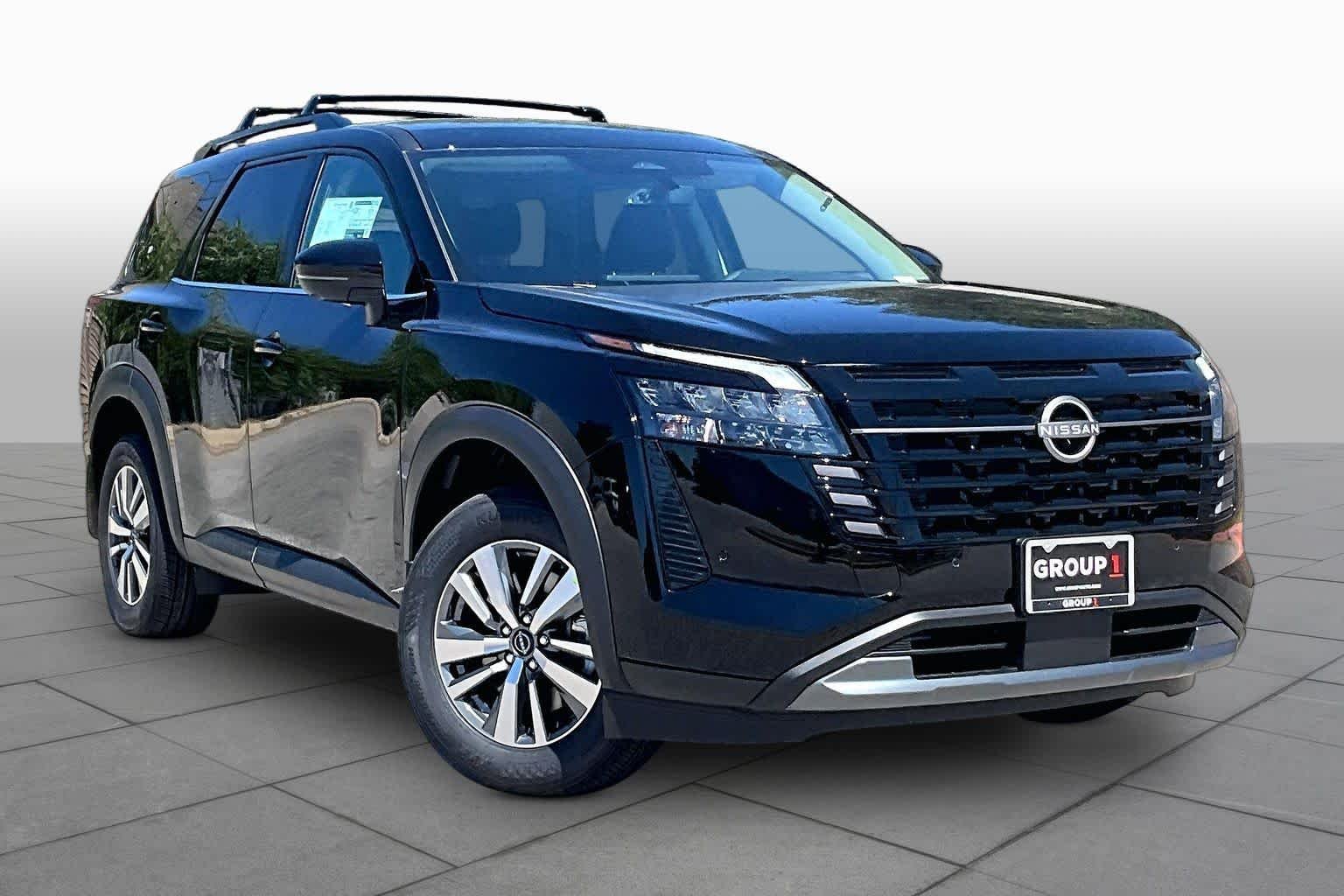 New 2026 Super Black Nissan SL image 2