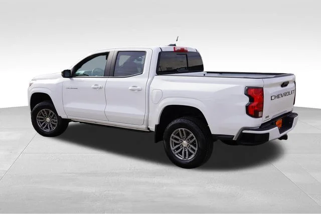 2024 Chevrolet Colorado LT - Photo 8
