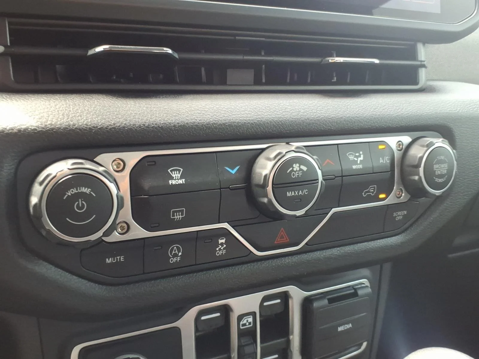 Used 2025 Fathom Blue Pearlcoat Jeep Sport S image 20