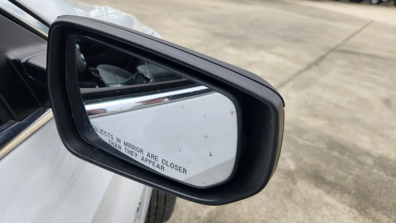 Used 2023 SUMMIT WHITE Chevrolet LS image 11