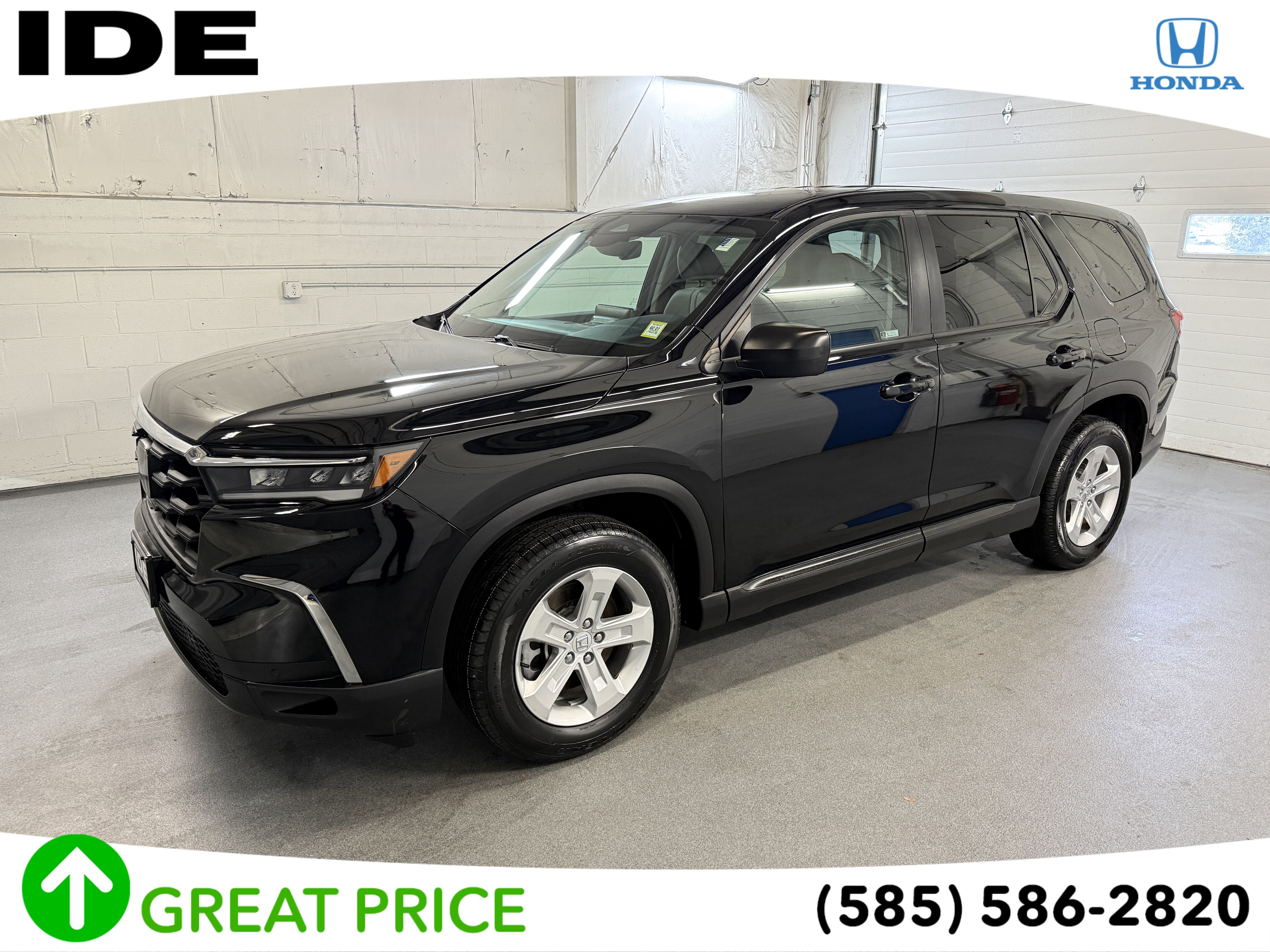 2023 Honda Pilot LX AWD's photo