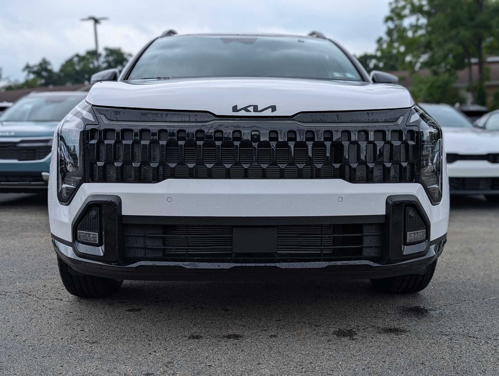 New 2026 Glacial White Pearl Kia X-Line image 2