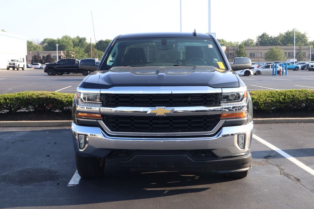 Used 2018 GRAPHITE METALLIC Chevrolet LT image 2