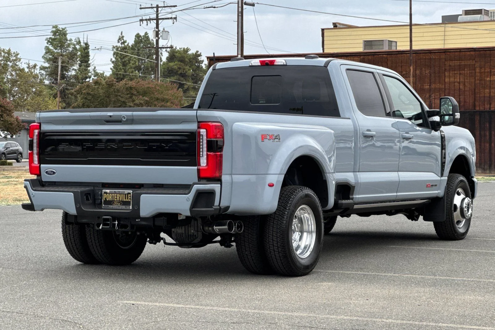 New 2026 Glacier Gray Metallic Tri-Coat Ford F-350® Platinum® image 4