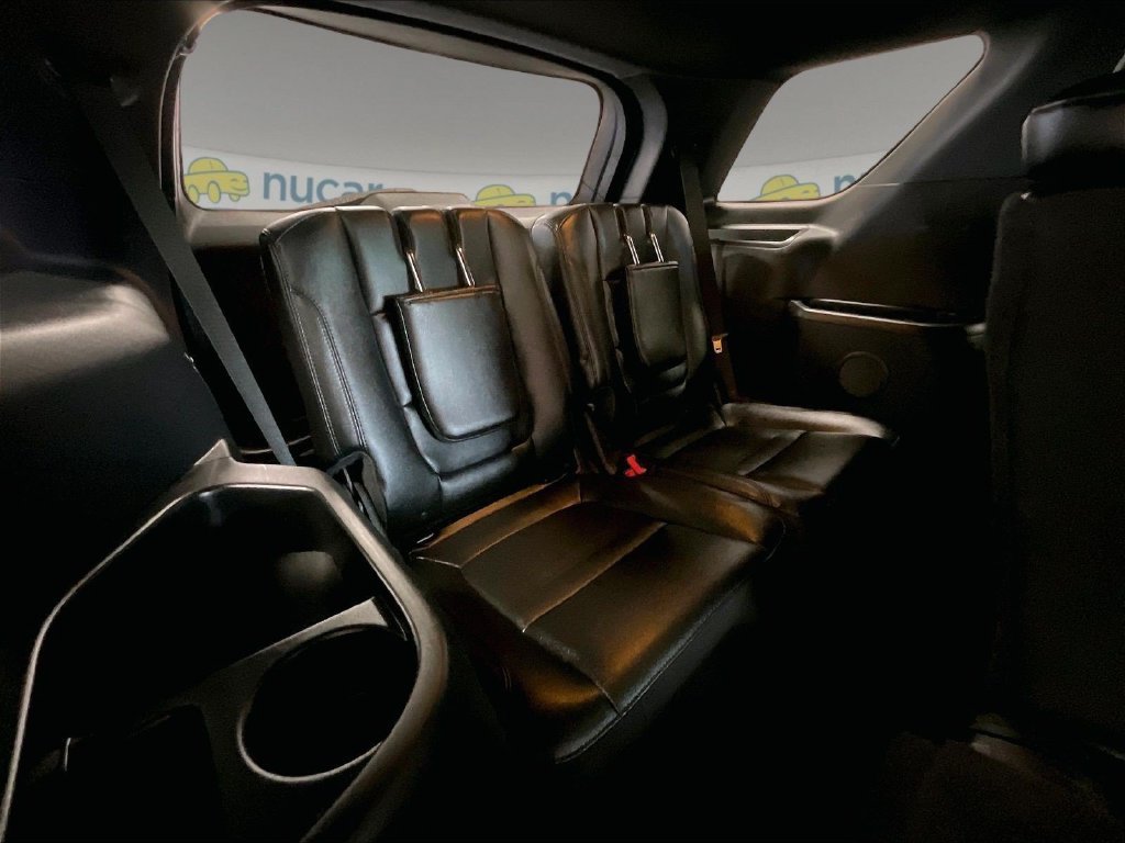 Used 2016 Gray Ford XLT image 17