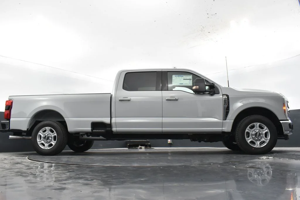 New 2026 White Ford XLT image 30