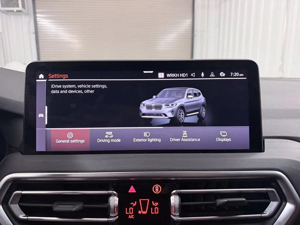 Used 2023 Dark Graphite BMW sDrive30i image 27