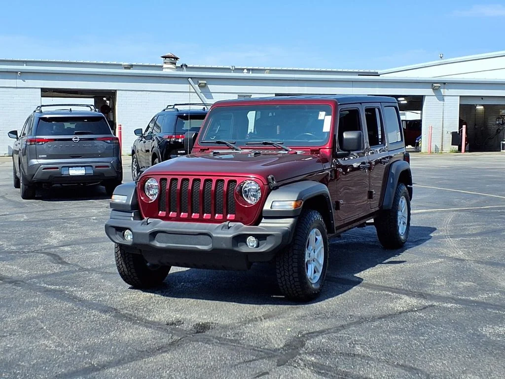Used 2021 Jeep Wrangler Unlimited Sport S with VIN 1C4HJXDG5MW841511 for sale in Kansas City