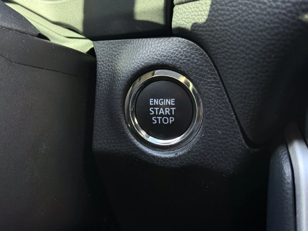 Used 2024  Toyota XLE Premium image 7