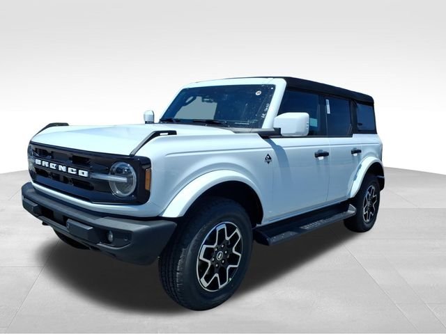 New 2026 Oxford White Ford Outer Banks image 2