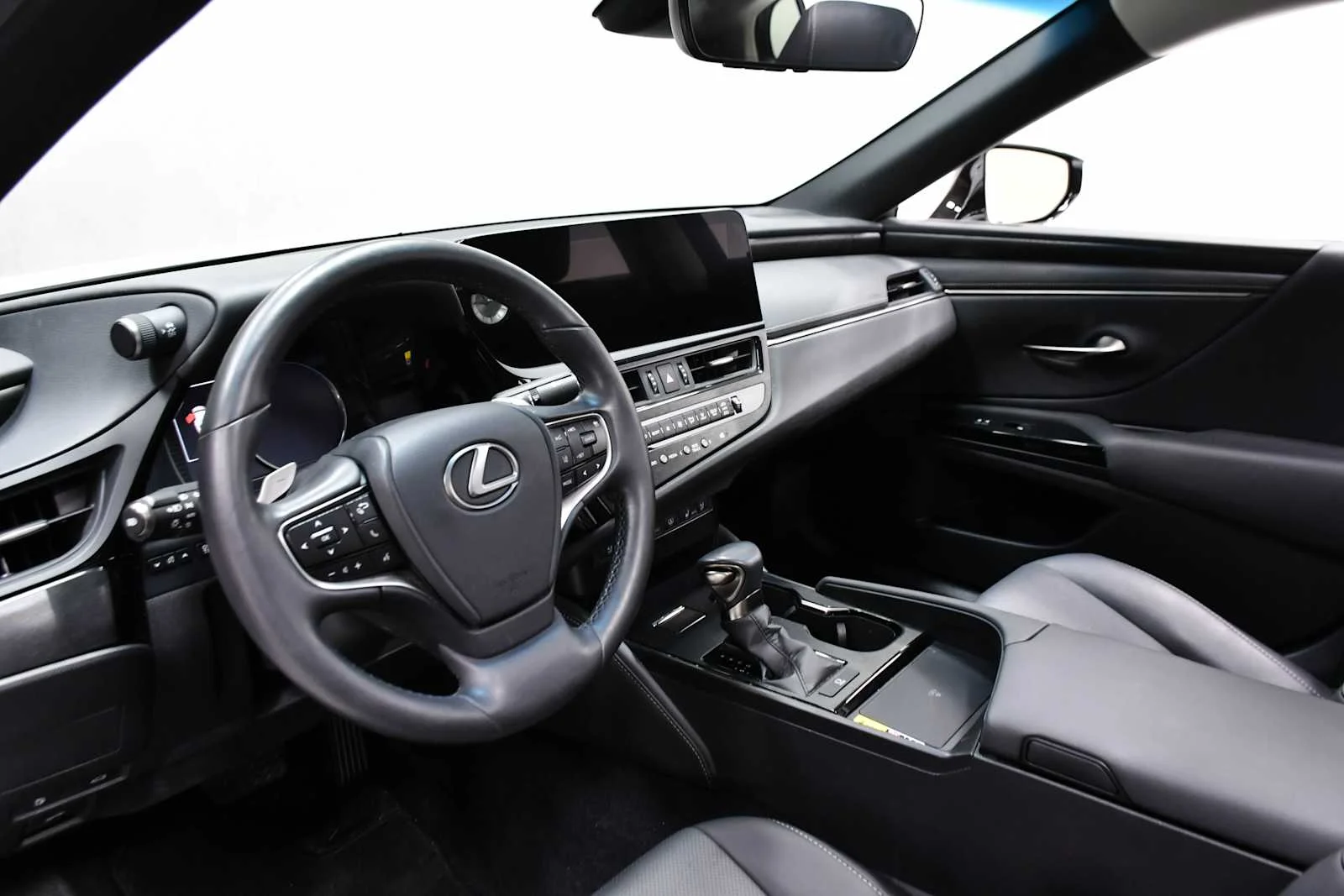 Certified Used 2023 EMINENT WHITE PEARL Lexus  image 12