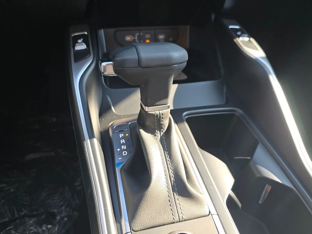 2026 Kia Sorento S - Photo 31