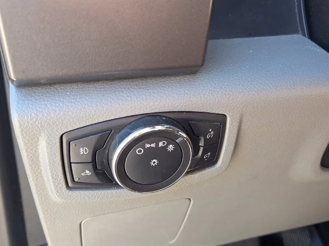 Used 2016 Black Ford XLT image 28