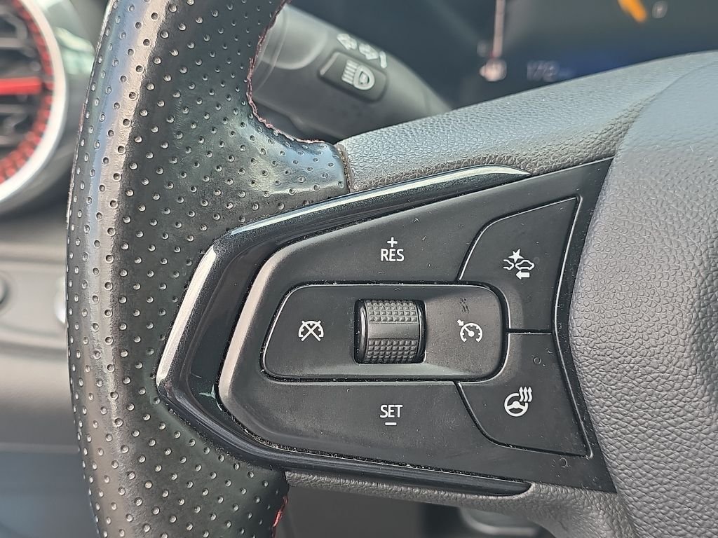 2025 Chevrolet Trax RS - Photo 15
