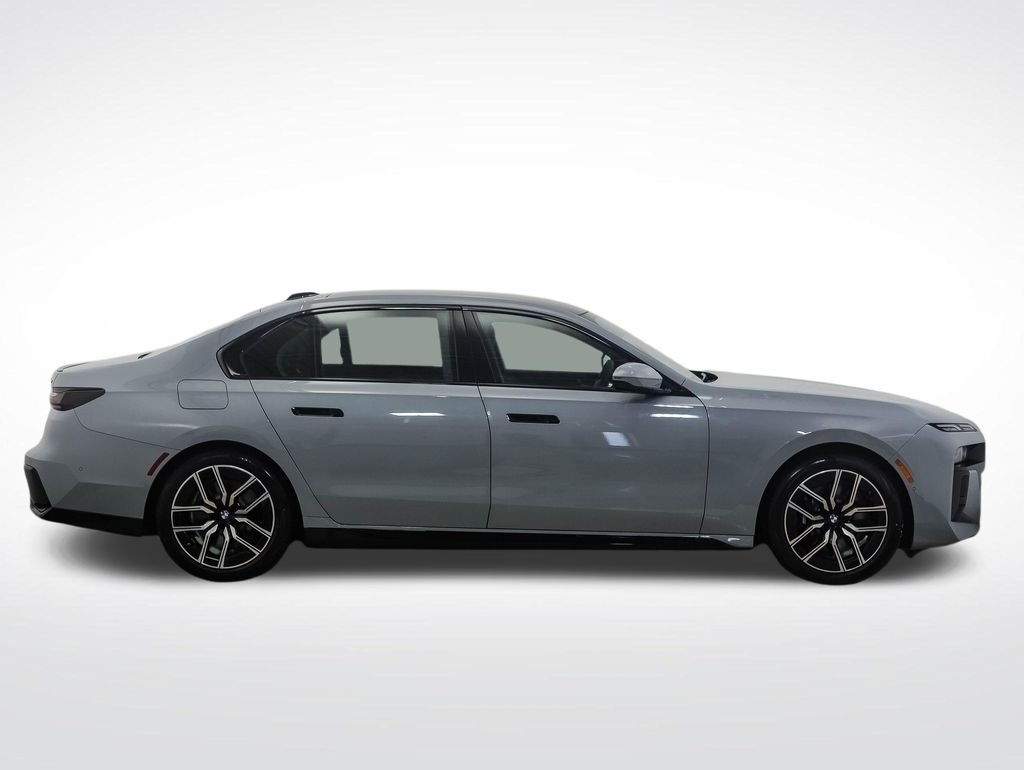Used 2026 Gray Metallic BMW 740i xDrive image 6