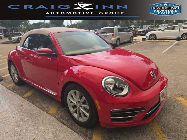 Used 2019 Red Volkswagen 2.0T SE image 1
