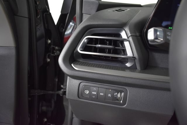 2027 Chevrolet Traverse LT - Photo 46