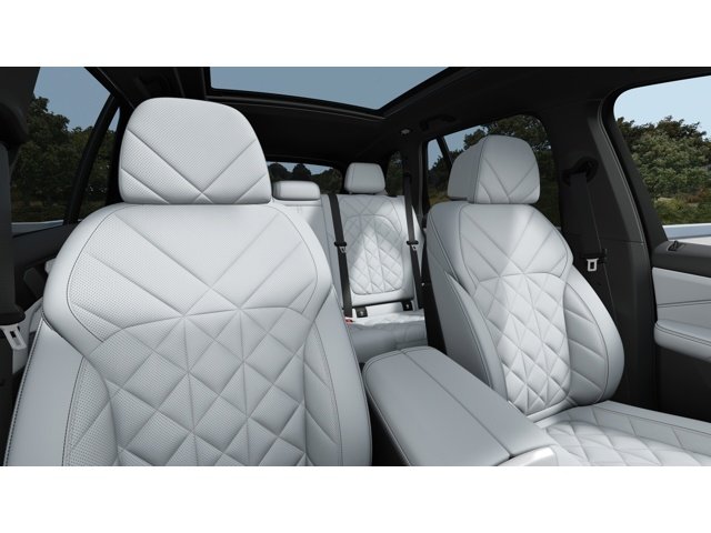 New 2026 Carbon Black Metallic BMW X5 40i image 11