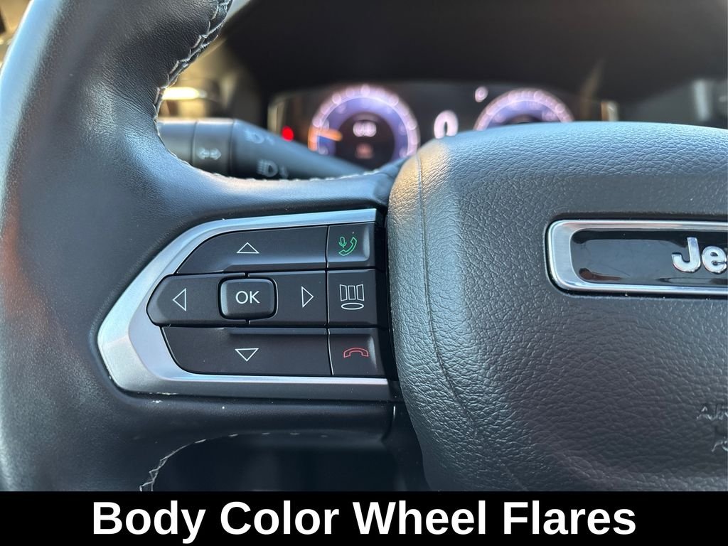 Used 2022 Silver Jeep High Altitude image 30