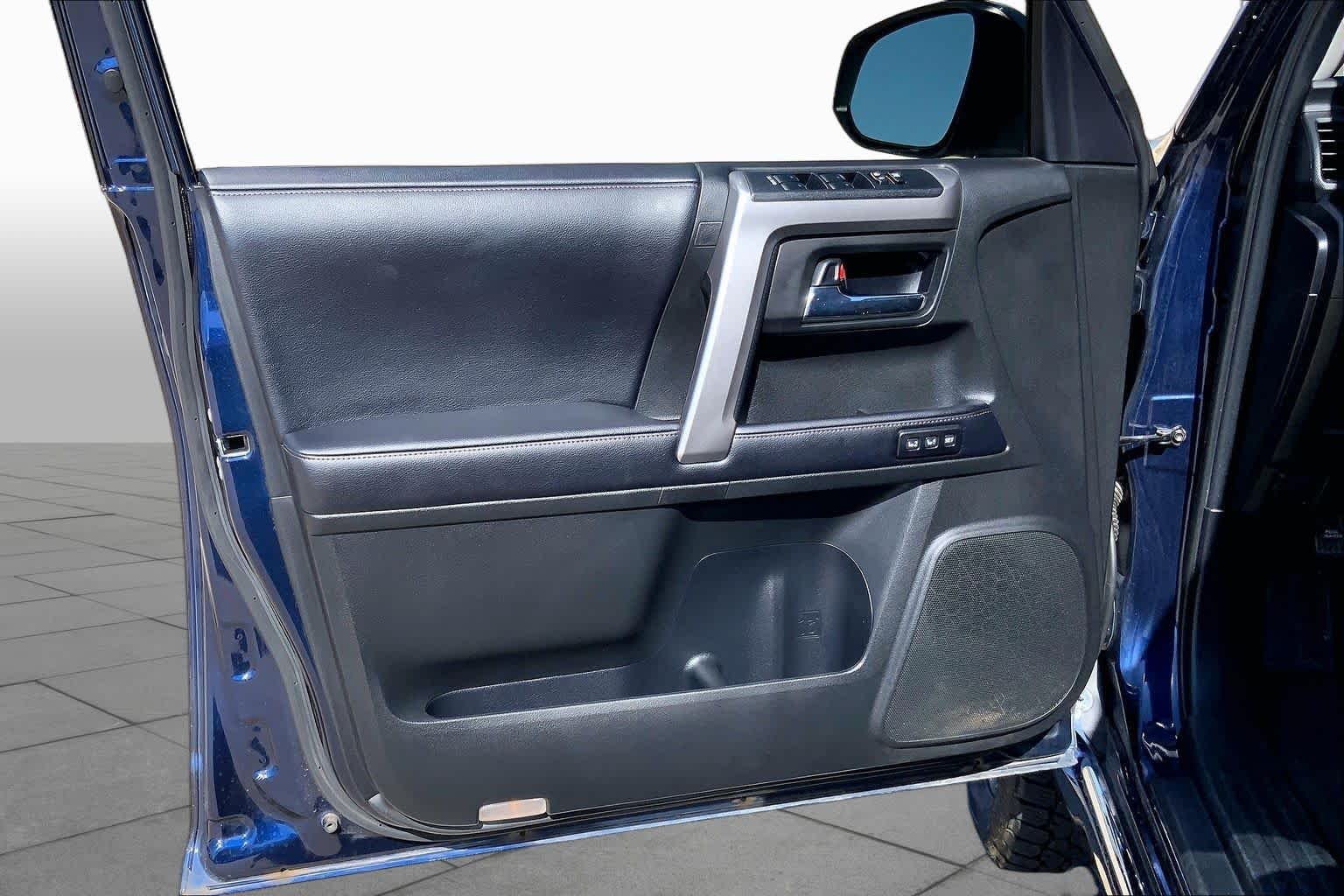 Used 2018 Nautical Blue Metallic Toyota Limited image 21