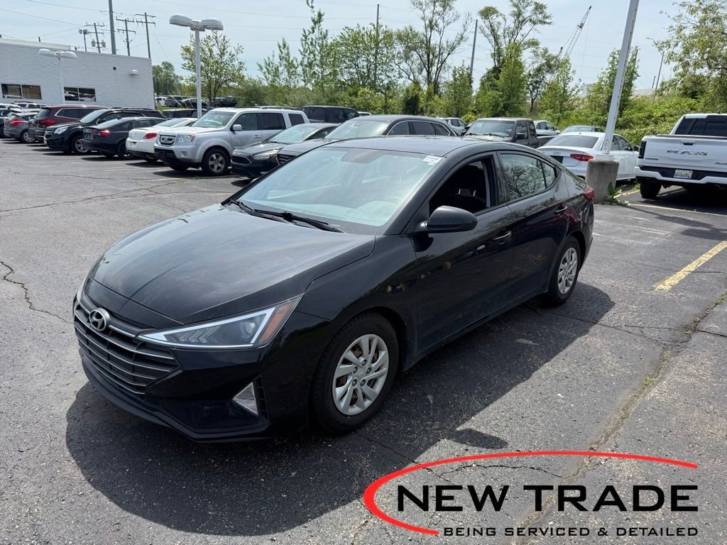 2019 Hyundai Elantra 2.0 SE's photo