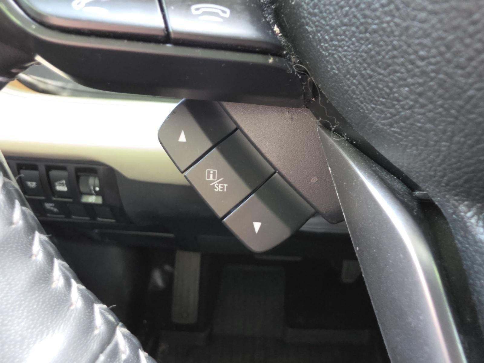 Used 2022 Crystal White Pearl Subaru Touring image 43