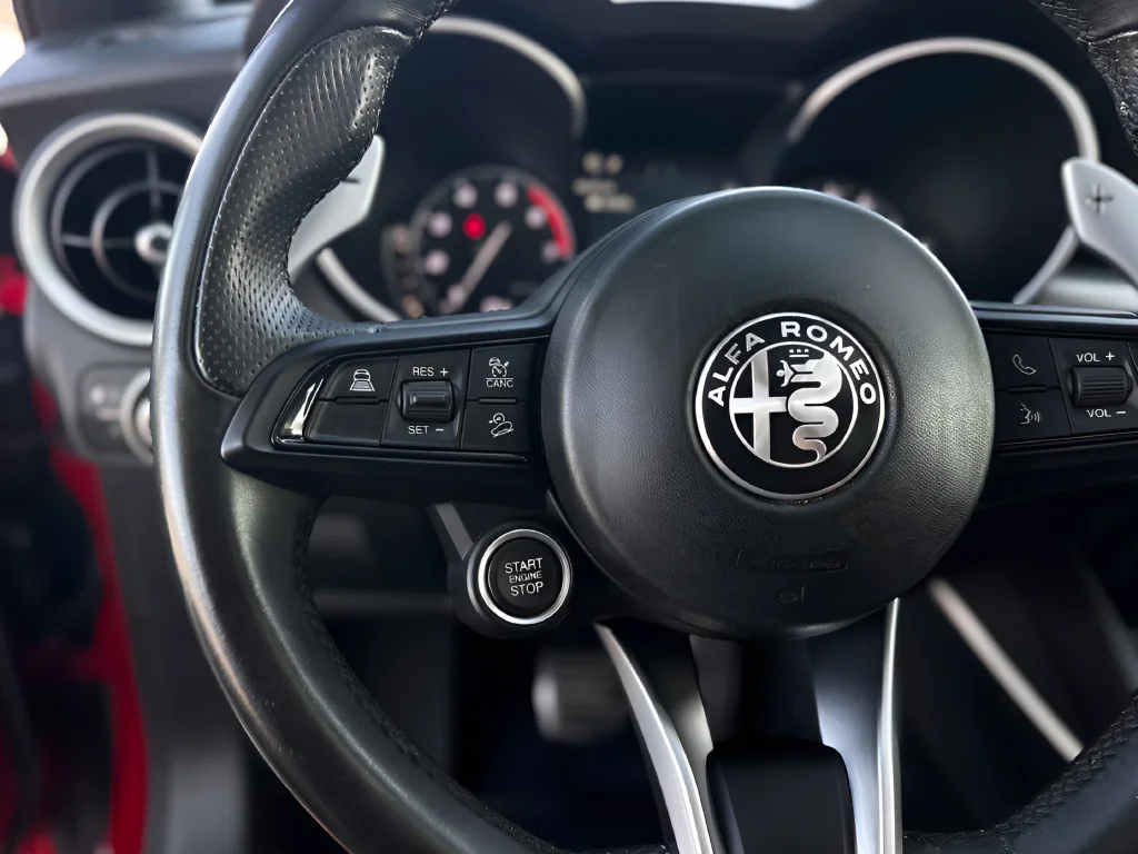 Used 2023 Red Alfa Romeo Veloce image 12