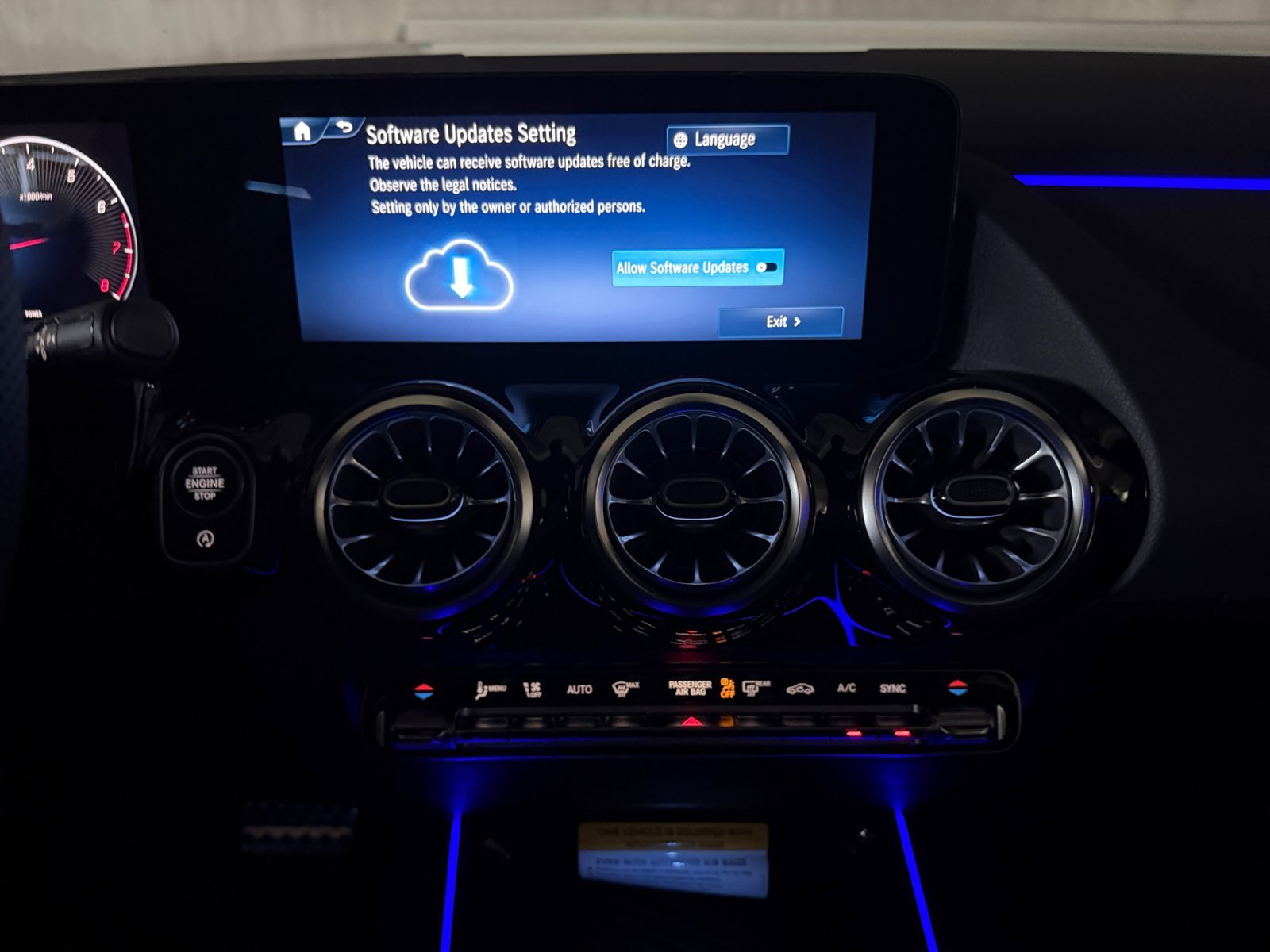 New 2026 Mountain Grey Metallic Mercedes-Benz GLA 250 image 21