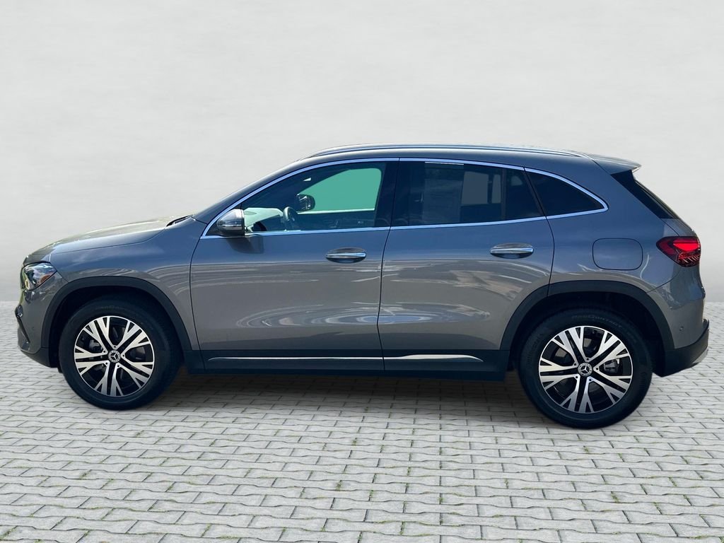 Certified Used 2026 Mountain Grey Metallic Mercedes-Benz GLA 250 image 8