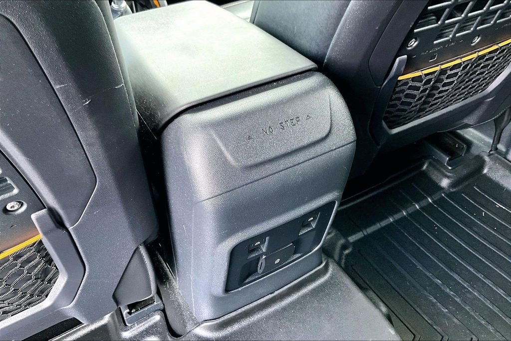 Used 2022 Blue Ford Badlands image 25