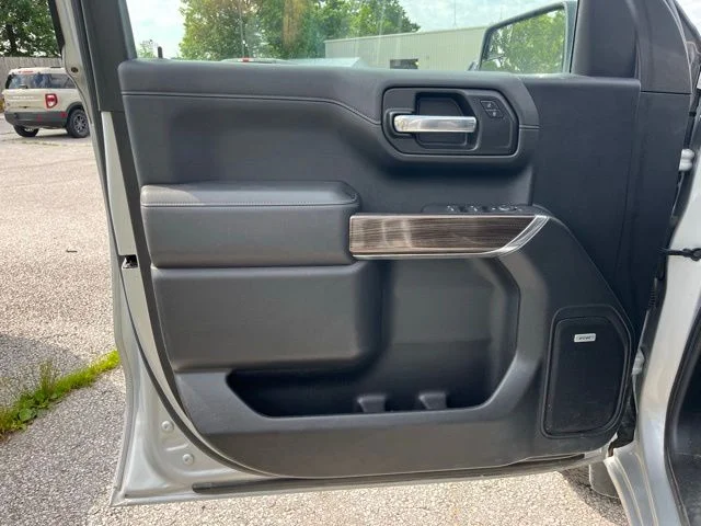 Used 2020 Silver Chevrolet LT Trail Boss image 13