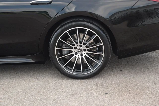 Used 2021 Black Mercedes-Benz S 580 image 26