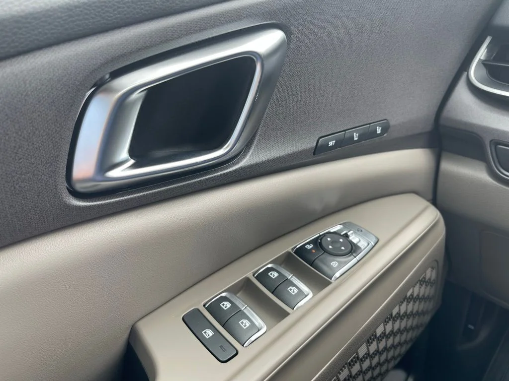 New 2026 Blue Kia EX image 22
