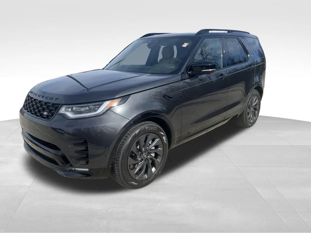 2026 Land Rover Discovery P300 Dynamic SE's photo